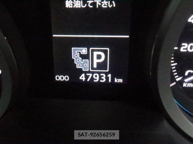 Toyota LAND CRUISER 2012-02 8158665-28