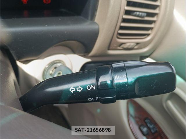 Toyota LAND CRUISER 2000-08 8208244-8