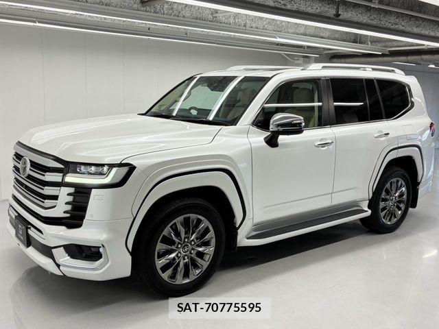 Toyota LAND CRUISER 2023-07 8208227-0