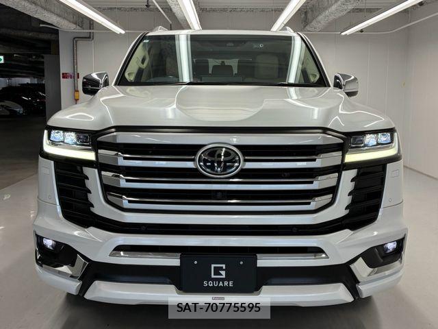 Toyota LAND CRUISER 2023-07 8208227-29