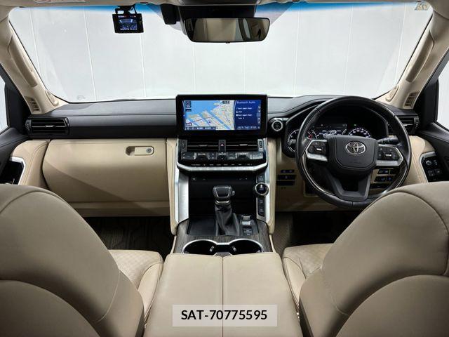 Toyota LAND CRUISER 2023-07 8208227-3