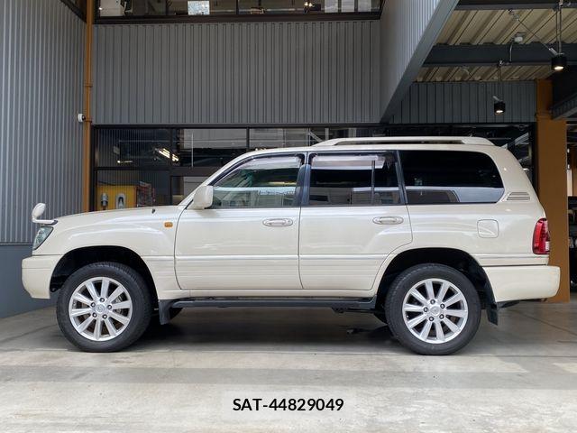 Toyota LAND CRUISER 2005-02 8208241-10