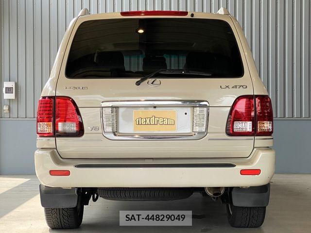 Toyota LAND CRUISER 2005-02 8208241-11