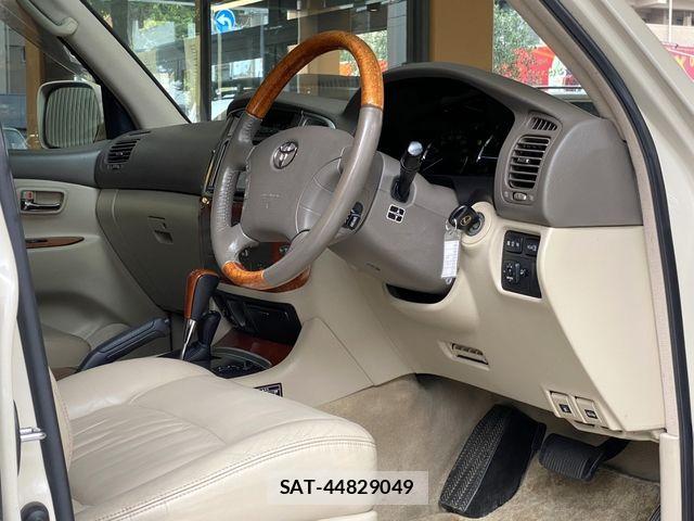 Toyota LAND CRUISER 2005-02 8208241-14