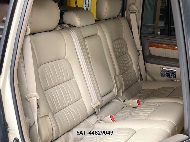 Toyota LAND CRUISER 2005-02 8208241-15