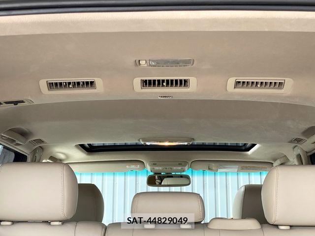 Toyota LAND CRUISER 2005-02 8208241-19