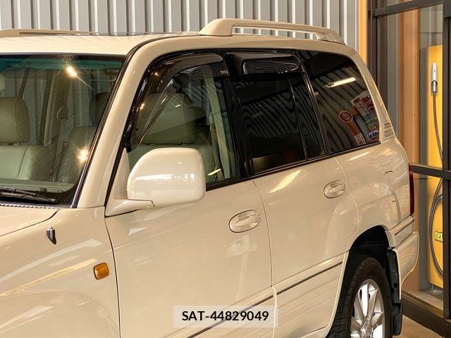 Toyota LAND CRUISER 2005-02 8208241-7