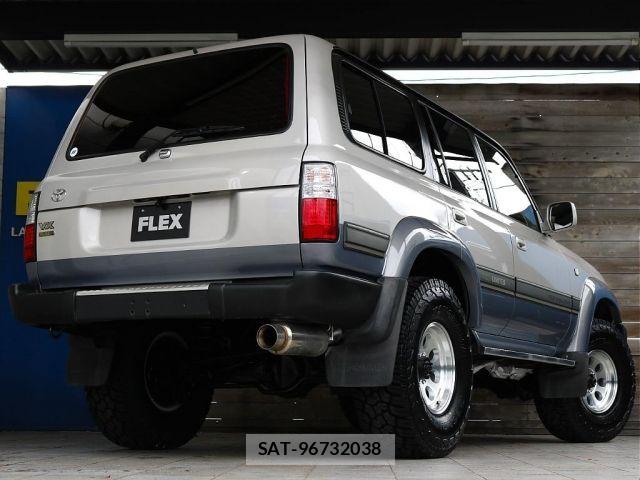 Toyota LAND CRUISER 1996-01 8208239-7