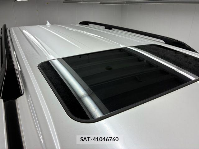 Toyota LAND CRUISER 2023-09 8208220-19