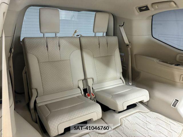 Toyota LAND CRUISER 2023-09 8208220-7