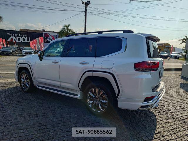 Toyota LAND CRUISER 2025-07 8208216-3