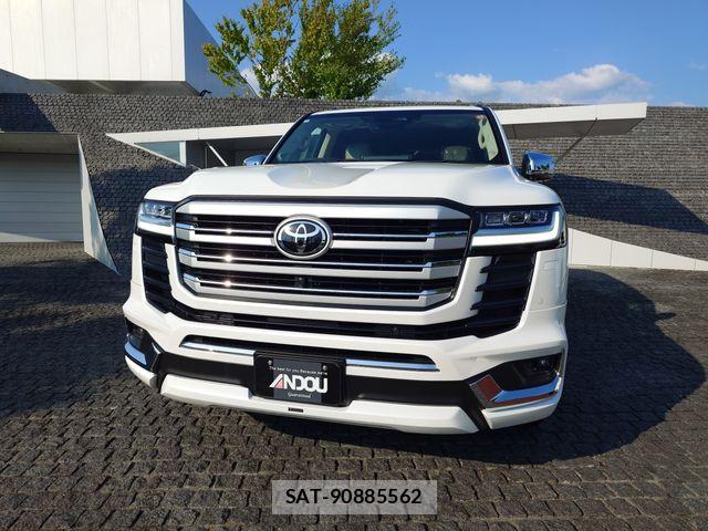 Toyota LAND CRUISER 2025-07 8208216-5