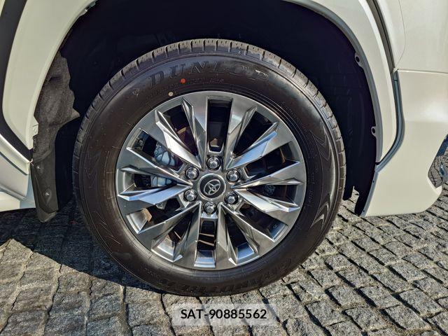 Toyota LAND CRUISER 2025-07 8208216-7