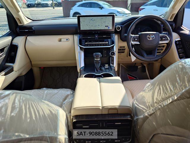 Toyota LAND CRUISER 2025-07 8208216-8