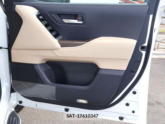 Toyota LAND CRUISER 2023-01 8208215-13