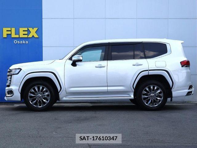Toyota LAND CRUISER 2023-01 8208215-6