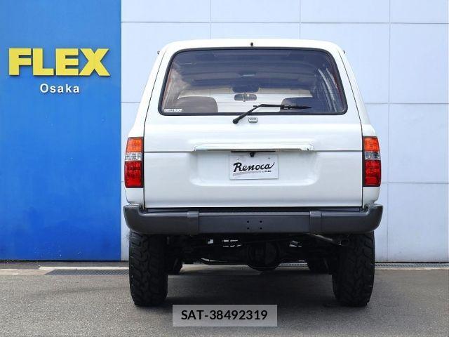 Toyota LAND CRUISER 1995-01 8208240-10