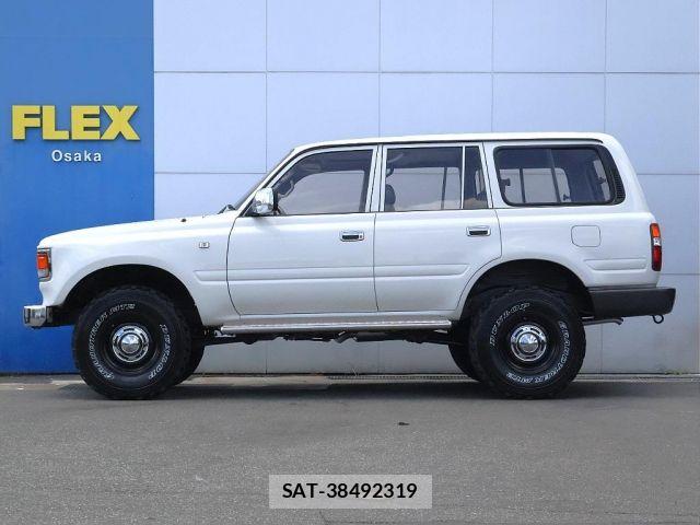 Toyota LAND CRUISER 1995-01 8208240-6
