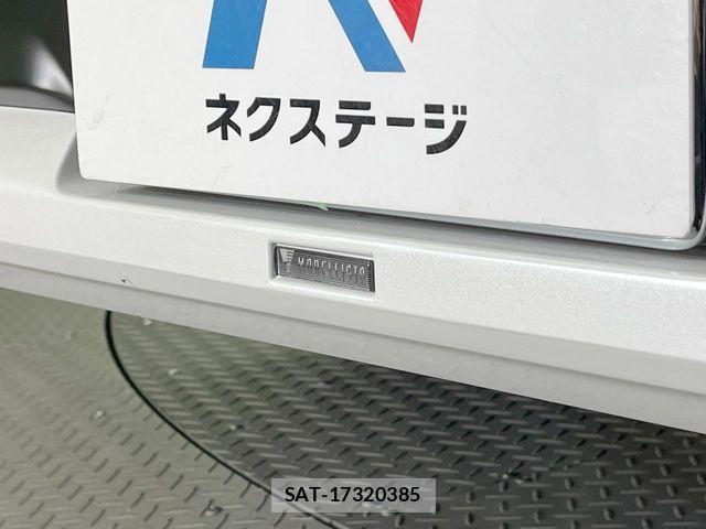 Toyota LAND CRUISER 2024-07 8208219-3