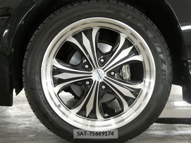 Toyota LAND CRUISER 2014-03 8208243-8