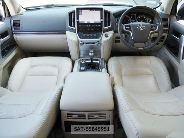 Toyota LAND CRUISER 2020-10 8208238-12