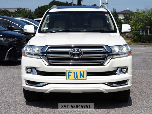 Toyota LAND CRUISER 2020-10 8208238-1