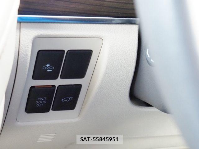 Toyota LAND CRUISER 2020-10 8208238-28
