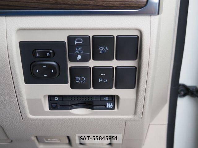 Toyota LAND CRUISER 2020-10 8208238-29