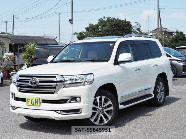 Toyota LAND CRUISER 2020-10 8208238-3