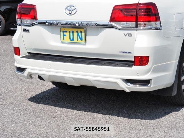 Toyota LAND CRUISER 2020-10 8208238-8