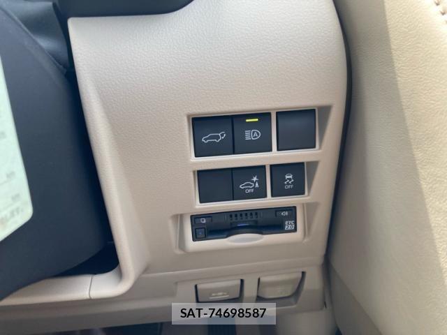 Toyota LAND CRUISER 2023-09 8230558-22