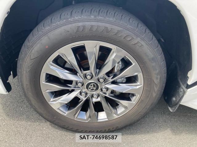 Toyota LAND CRUISER 2023-09 8230558-7