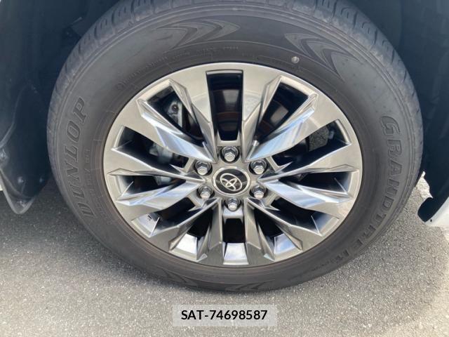 Toyota LAND CRUISER 2023-09 8230558-8
