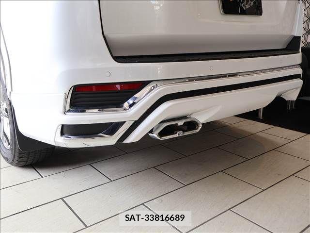 Toyota LAND CRUISER 2024-01 8230560-11