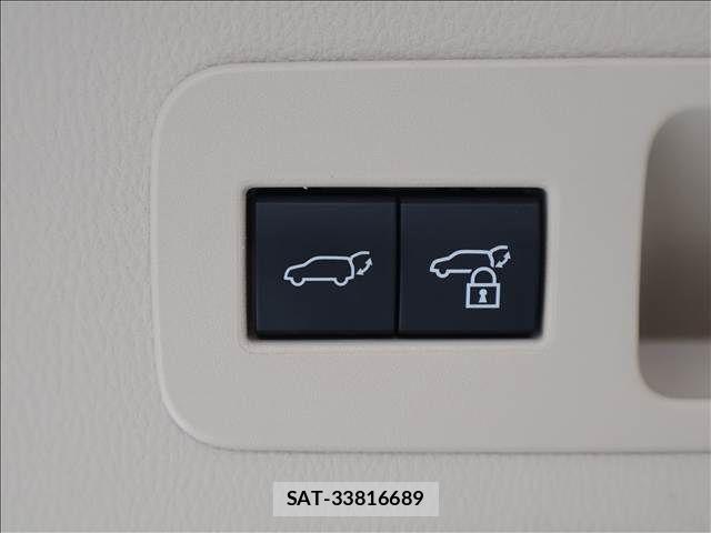 Toyota LAND CRUISER 2024-01 8230560-19