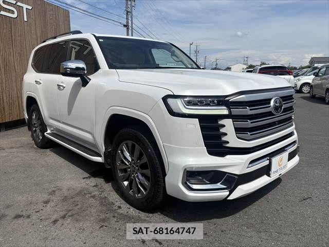 Toyota LAND CRUISER 2023-03 8245652-24