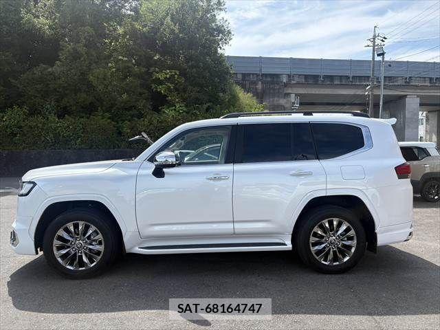 Toyota LAND CRUISER 2023-03 8245652-29