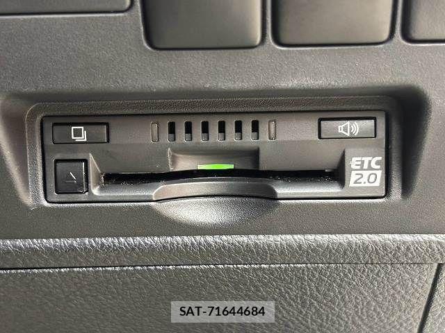 Toyota LAND CRUISER 2019-08 8245651-9