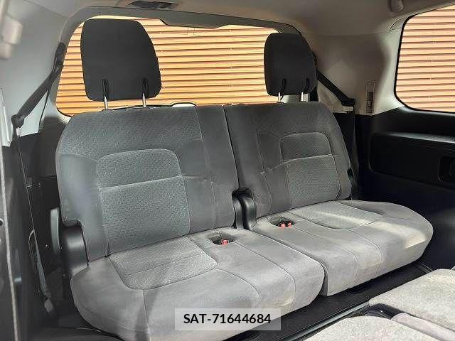 Toyota LAND CRUISER 2019-08 8245651-12