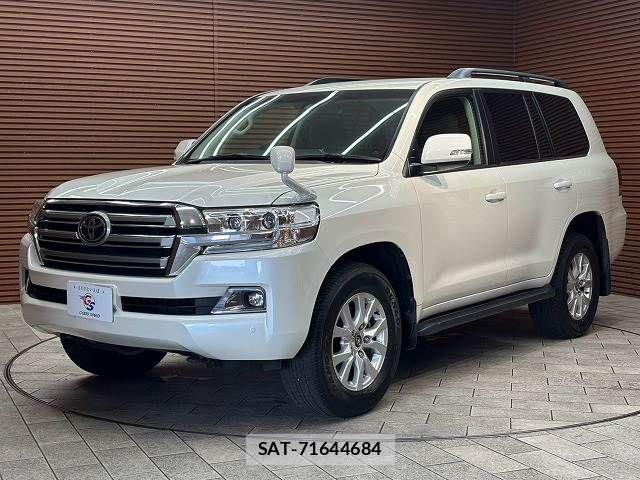 Toyota LAND CRUISER 2019-08 8245651-13