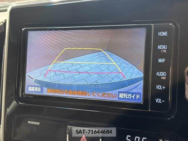 Toyota LAND CRUISER 2019-08 8245651-4