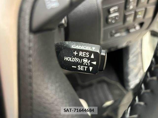 Toyota LAND CRUISER 2019-08 8245651-5