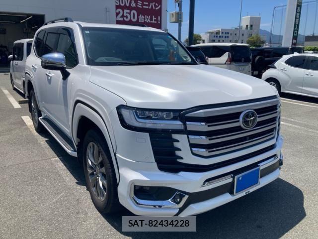 Toyota LAND CRUISER 2024-09 8245649-1