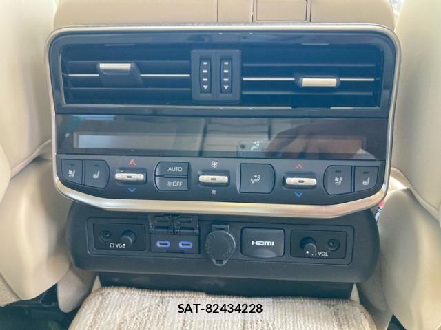 Toyota LAND CRUISER 2024-09 8245649-25