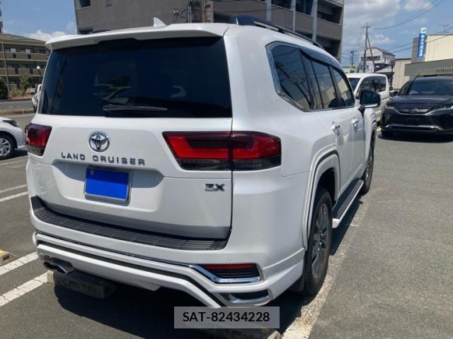Toyota LAND CRUISER 2024-09 8245649-7