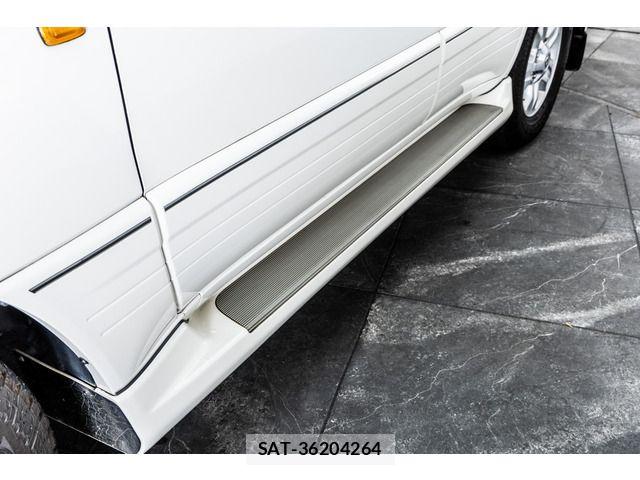 Toyota LAND CRUISER 2006-07 8245654-17