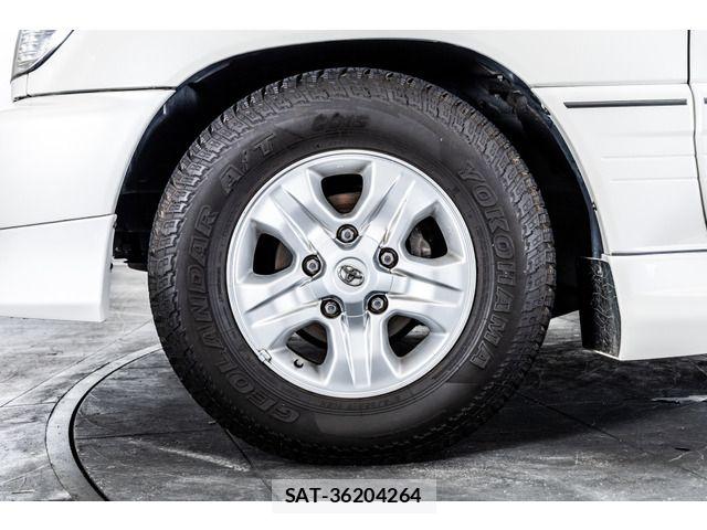 Toyota LAND CRUISER 2006-07 8245654-19