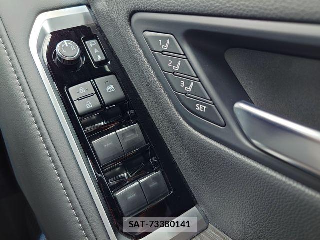 Toyota LAND CRUISER 2025-04 8315078-19