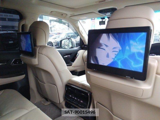 Toyota LAND CRUISER 2023-08 8315077-18