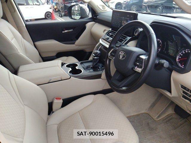 Toyota LAND CRUISER 2023-08 8315077-1